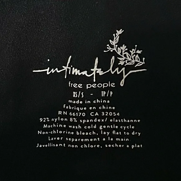 Intimately by Free People Black Cropped Tank Sz XS / S - Picture 3 of 3